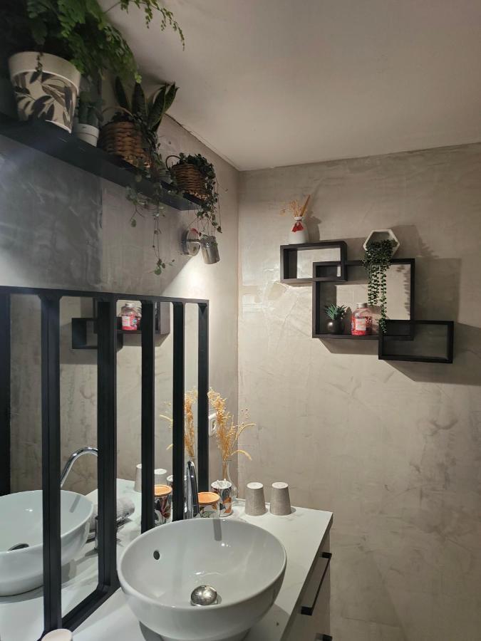 Gite De La Tannerie 3 디난 외부 사진